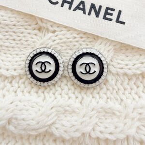 Chanel CC Logo Rope-Edge Buttons